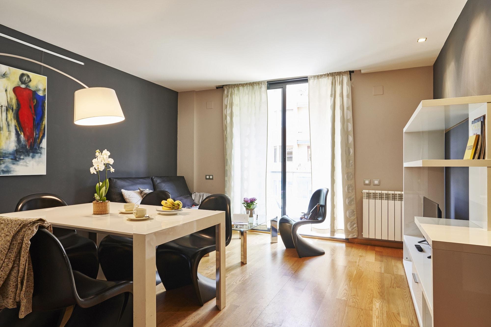 Ainb Sagrada Familia Apartments Barcelona Ngoại thất bức ảnh