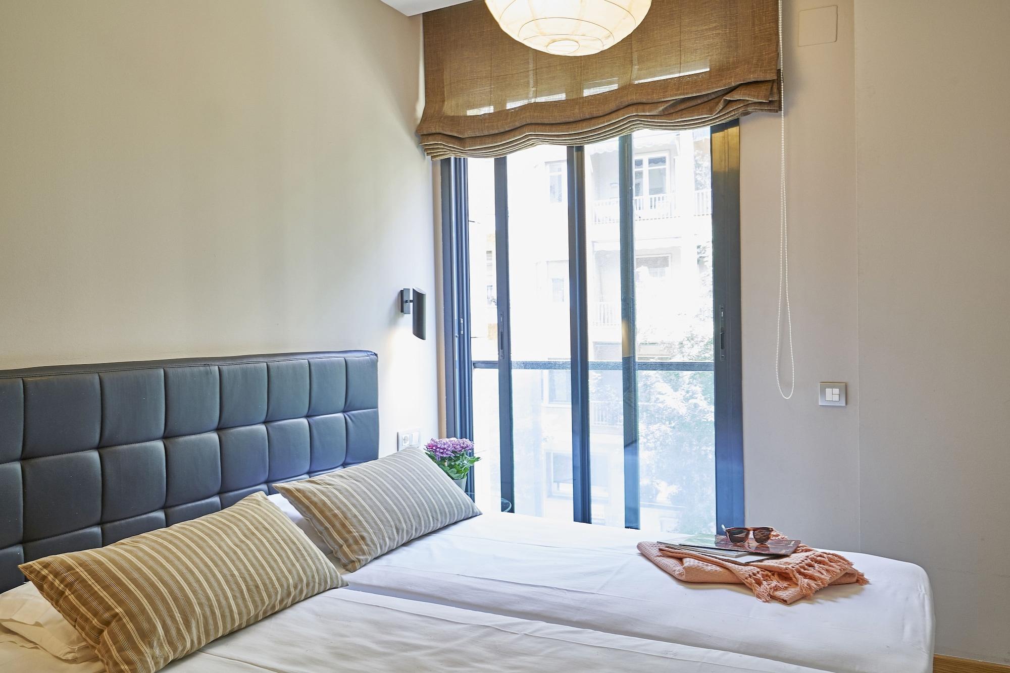 Ainb Sagrada Familia Apartments Barcelona Ngoại thất bức ảnh