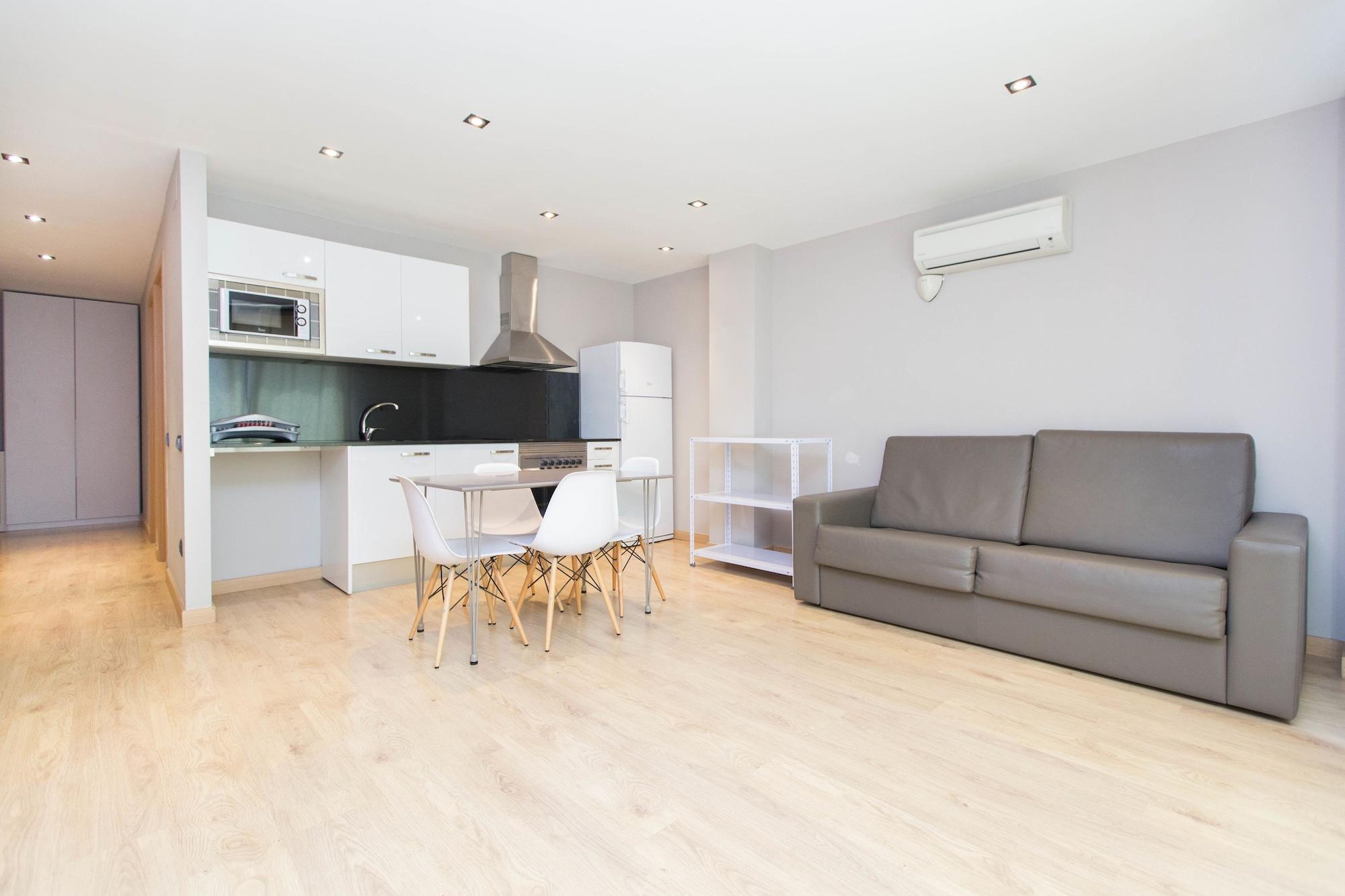 Ainb Sagrada Familia Apartments Barcelona Ngoại thất bức ảnh