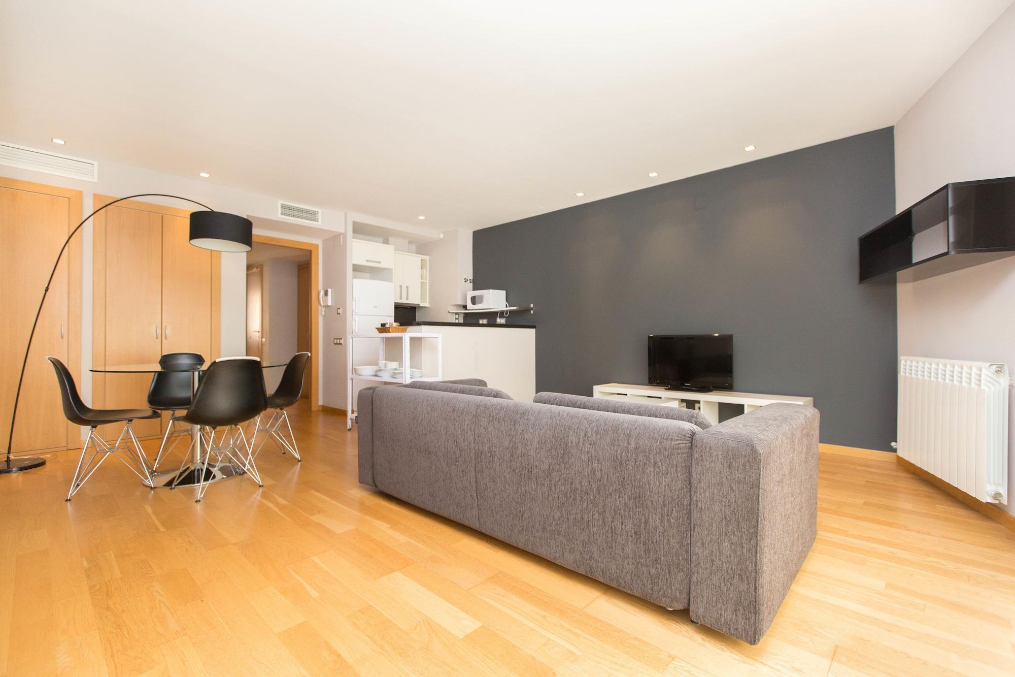 Ainb Sagrada Familia Apartments Barcelona Ngoại thất bức ảnh