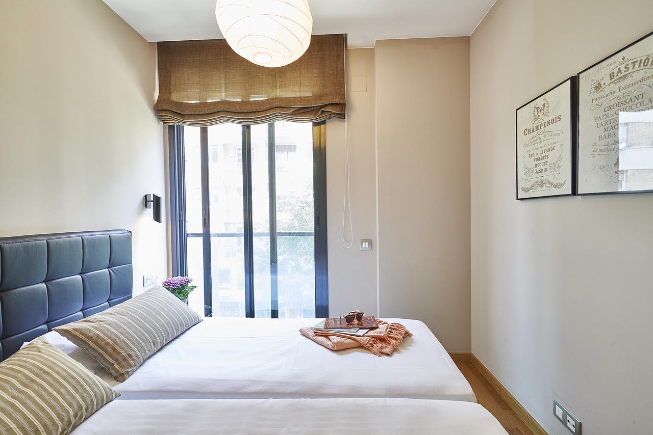 Ainb Sagrada Familia Apartments Barcelona Ngoại thất bức ảnh