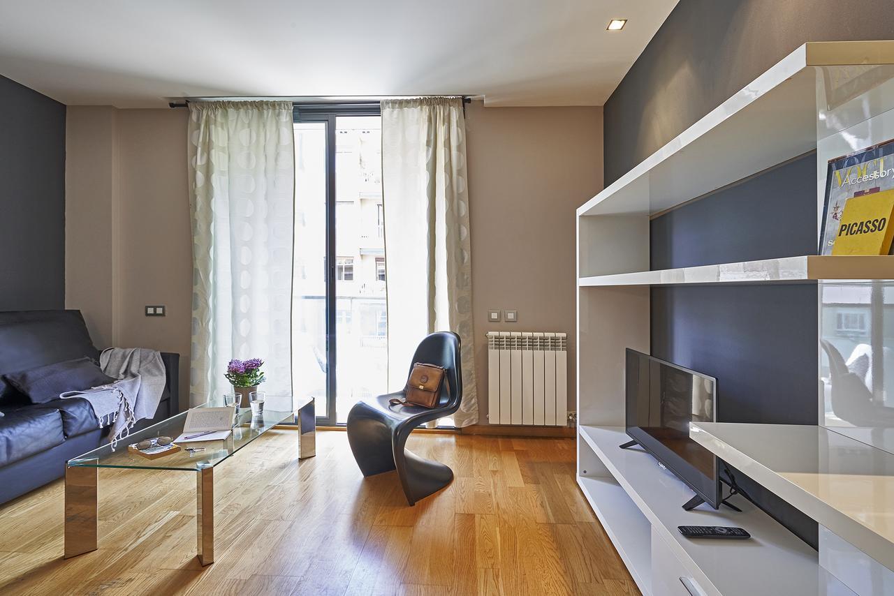 Ainb Sagrada Familia Apartments Barcelona Ngoại thất bức ảnh